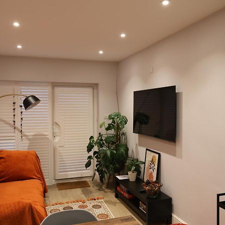 Apartamento Little Vine - Beautiful Ground Floor Flat In South London Sutton  Exterior foto