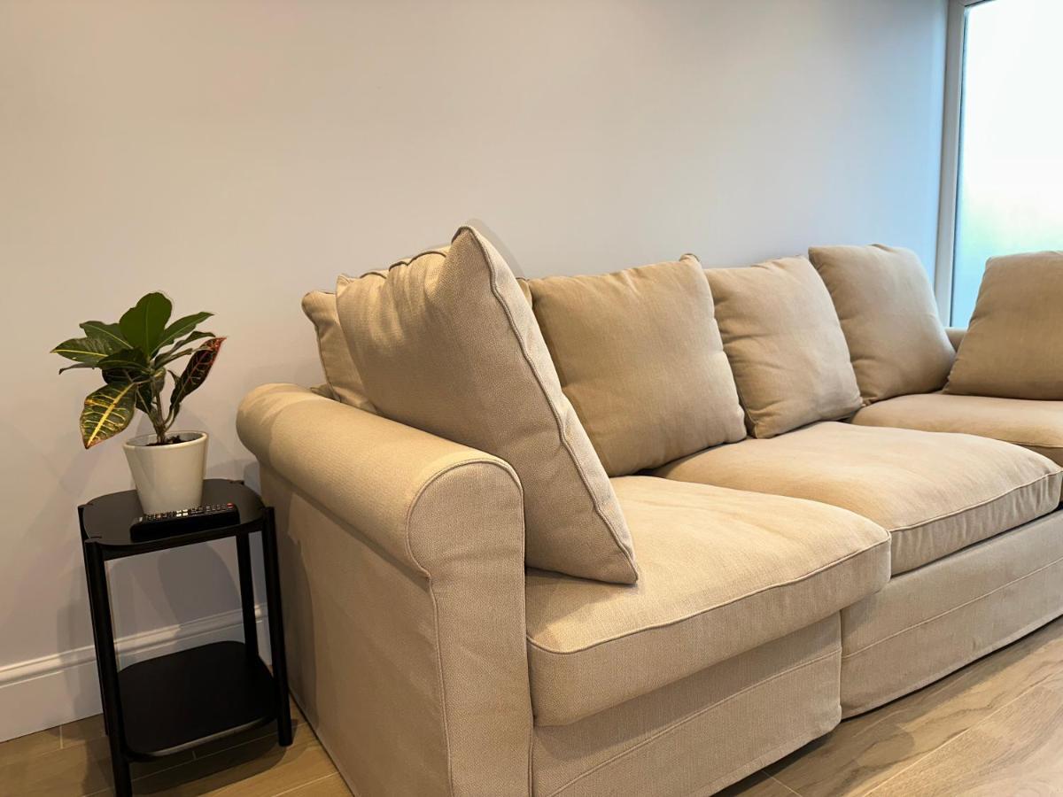 Apartamento Little Vine - Beautiful Ground Floor Flat In South London Sutton  Exterior foto